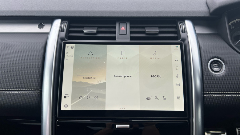 Land Rover Discovery 3.0 D300 R-Dynamic SE 5dr Auto Diesel Station Wagon